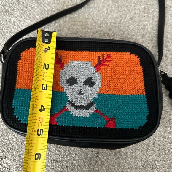 Authentic Alexander McQueen crossbody bag - Picture 6 of 10